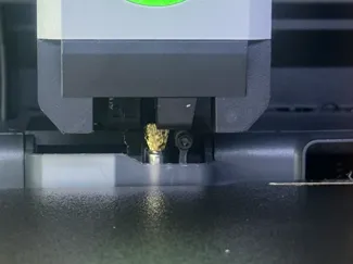 poop cover/nozzle cleaner version2