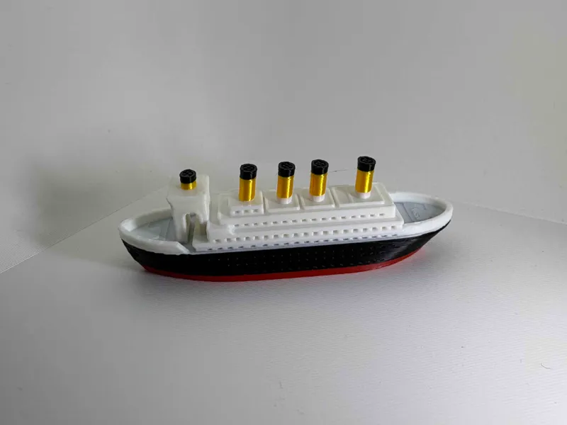 titanic benchy v2