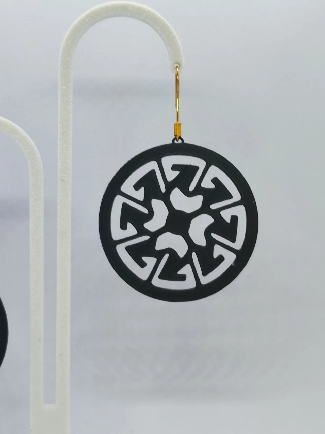 Aretes Aurora Negra view 4
