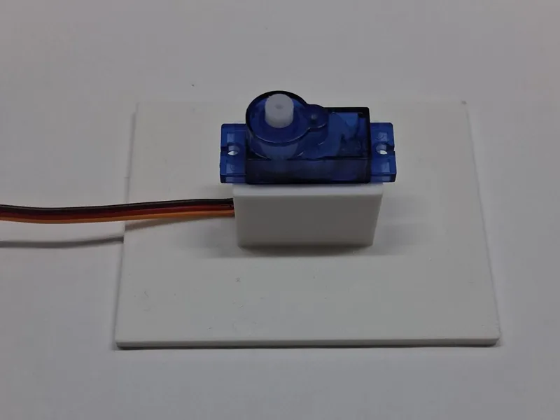 Servo case | holder