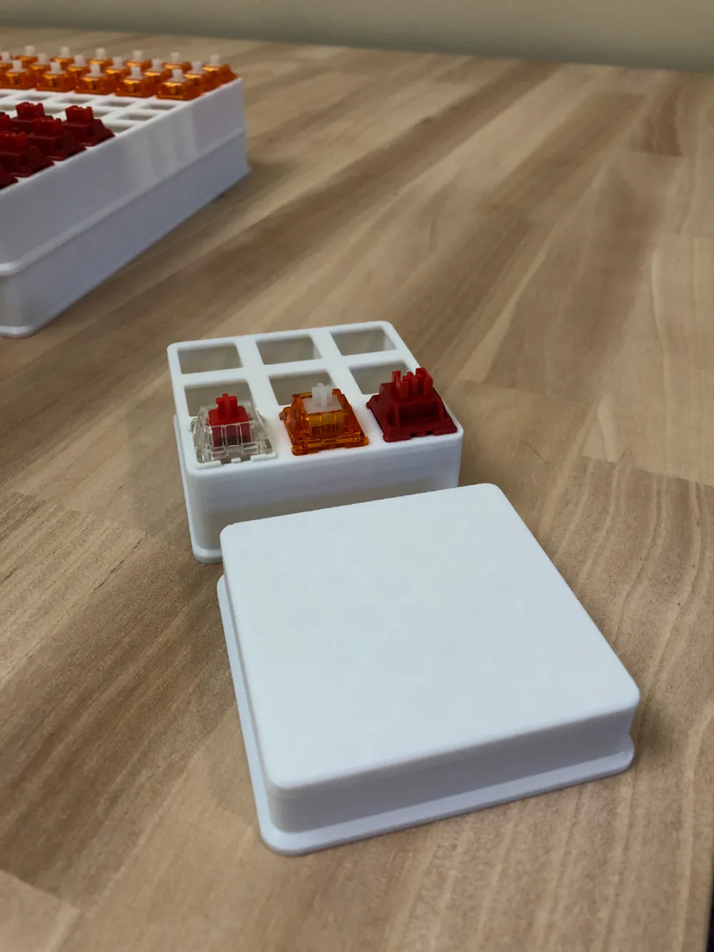 Parametric Keyboard Switch Holder & Lid - Free 3D Print Model - MakerWorld