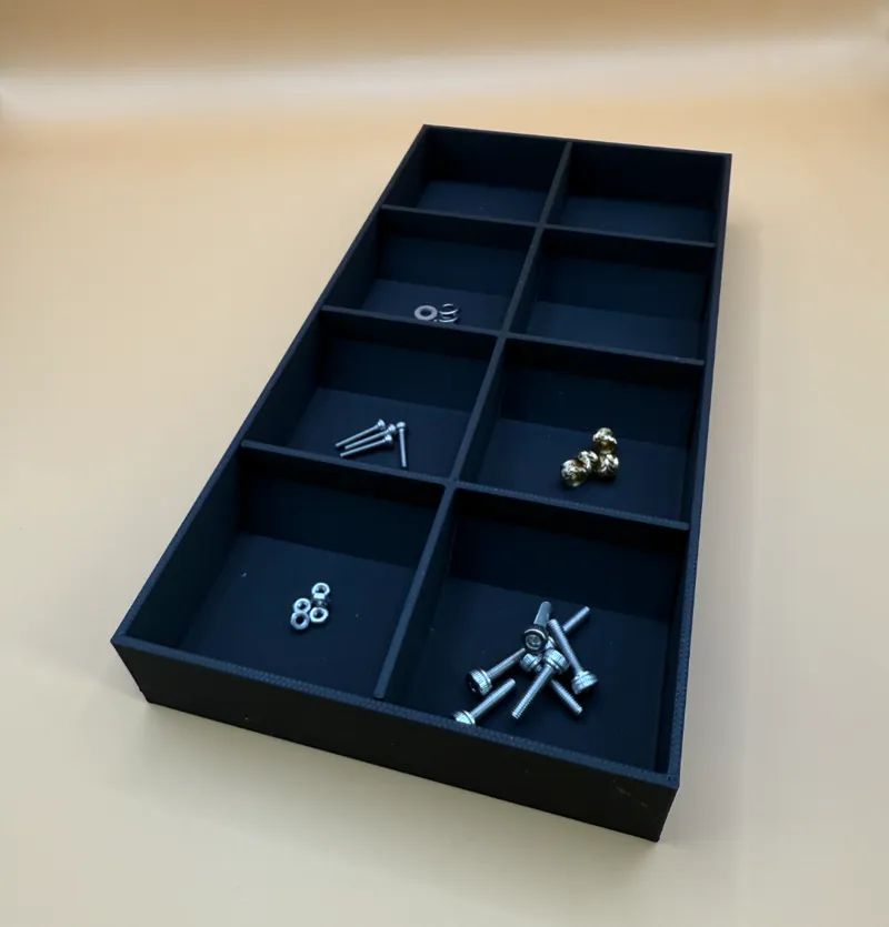 Magnetic organizer