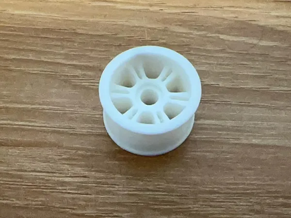Jante ajourée format F1 pour mini 4x4