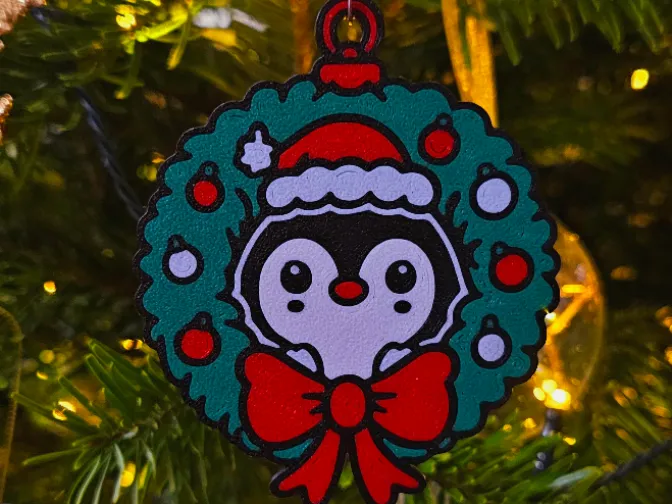 Christmas Penquin in Wreath