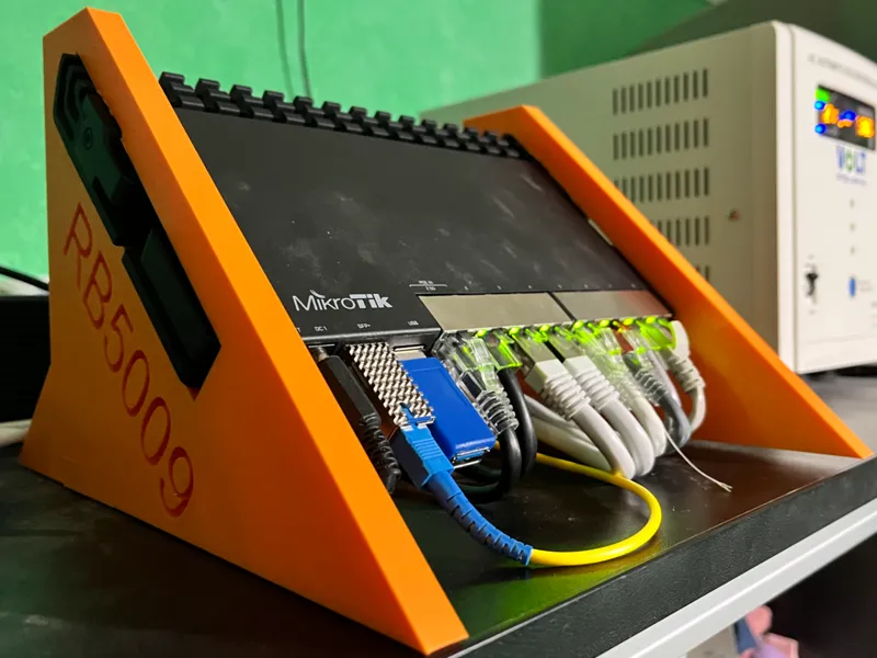 Mikrotik RB5009/L009 45 degree stand