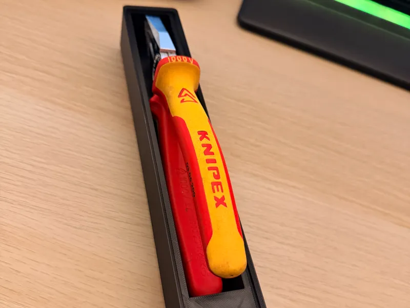 Knipex Kombizange 1000V 03 06 200 Gridfinity
