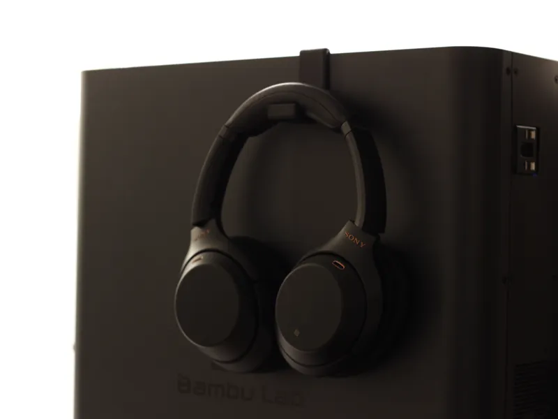 Headphones holder 