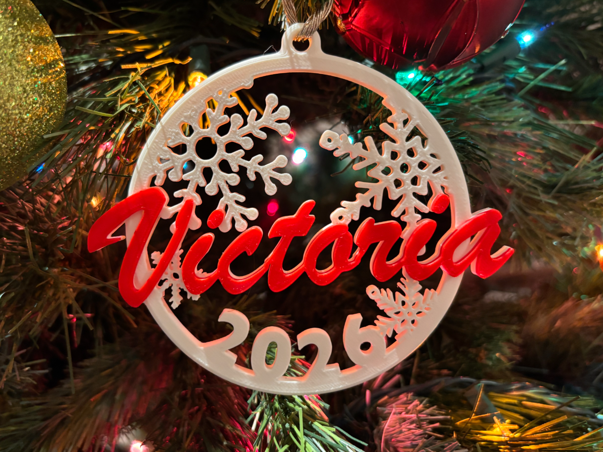 Personalizable 2026 Christmas snowflake ornament