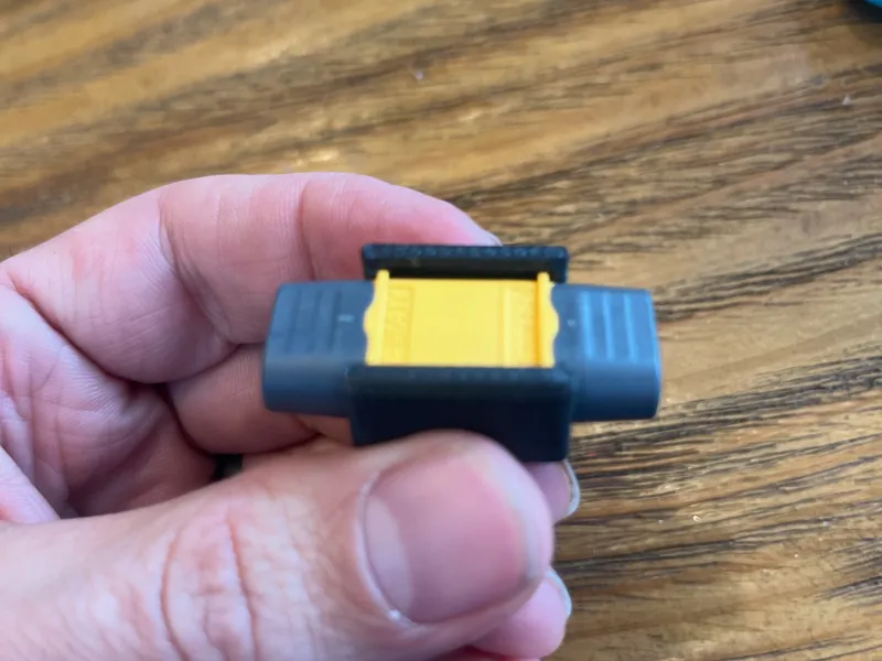 XT60 Retention Clip for General Use