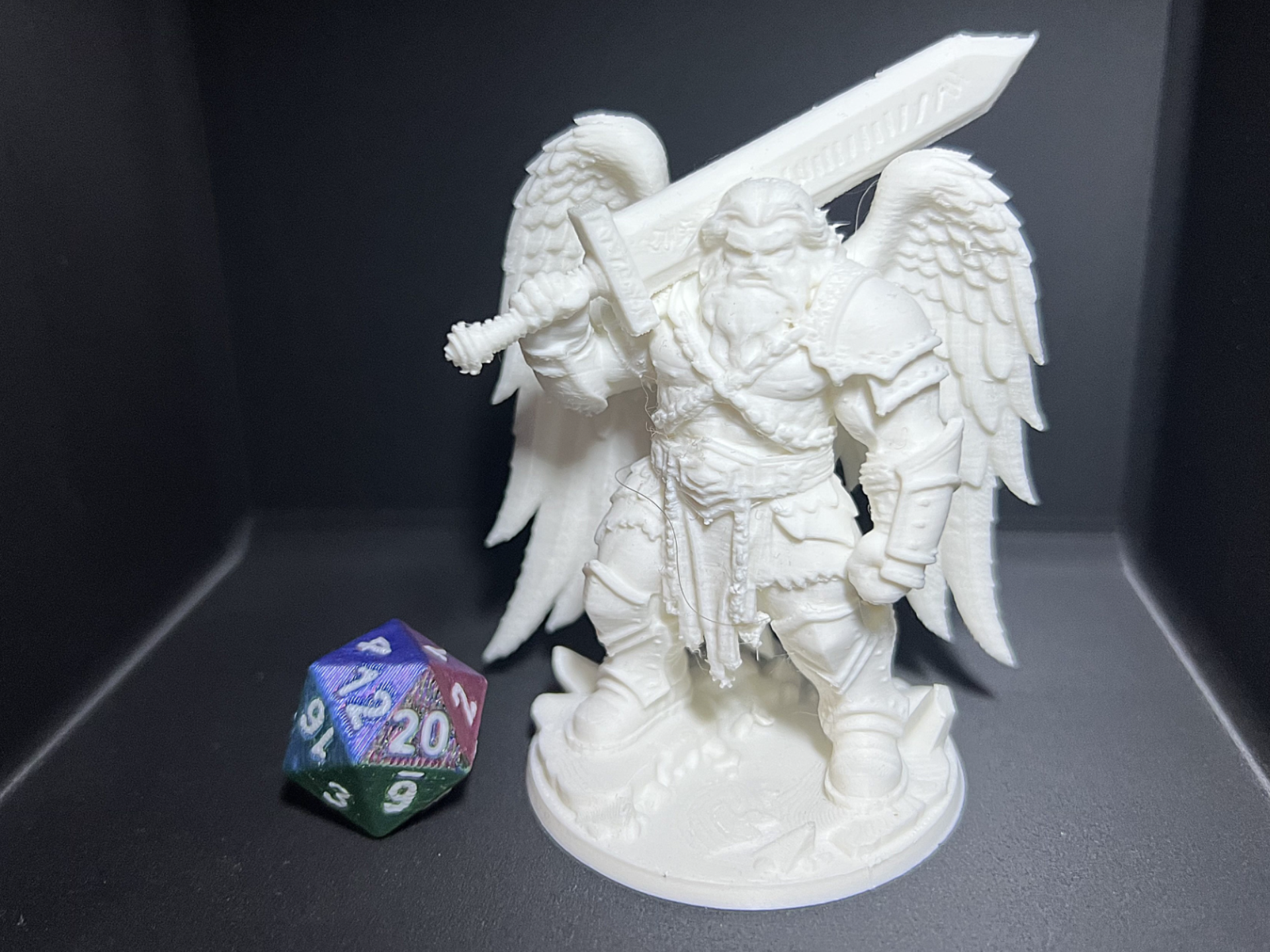 D&D-Licht-Element-Berserker-Himmlischer Krieger