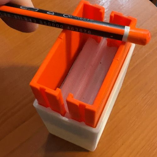 Semi-automatic stamp