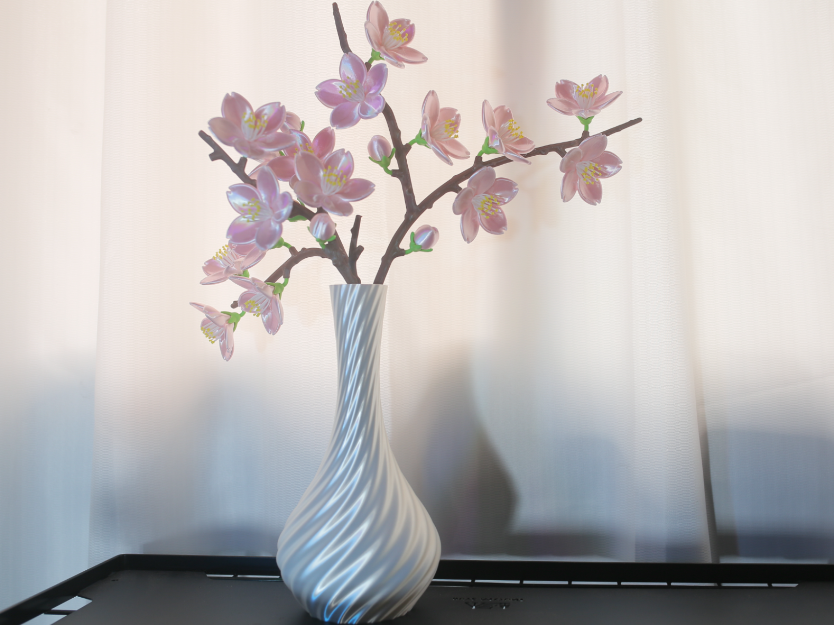 Miniatura 1 do modelo 3D 迎春花系列之春日在家一起赏樱花（闪耀的仿真插花全拆件）
