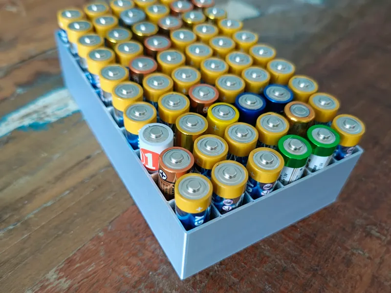 Einfache Batteriebox Batterybox AA