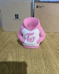 0.2mm layer, 3 walls, 8% infill