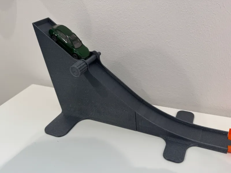 Startrampe für Autorennbahn 1/64