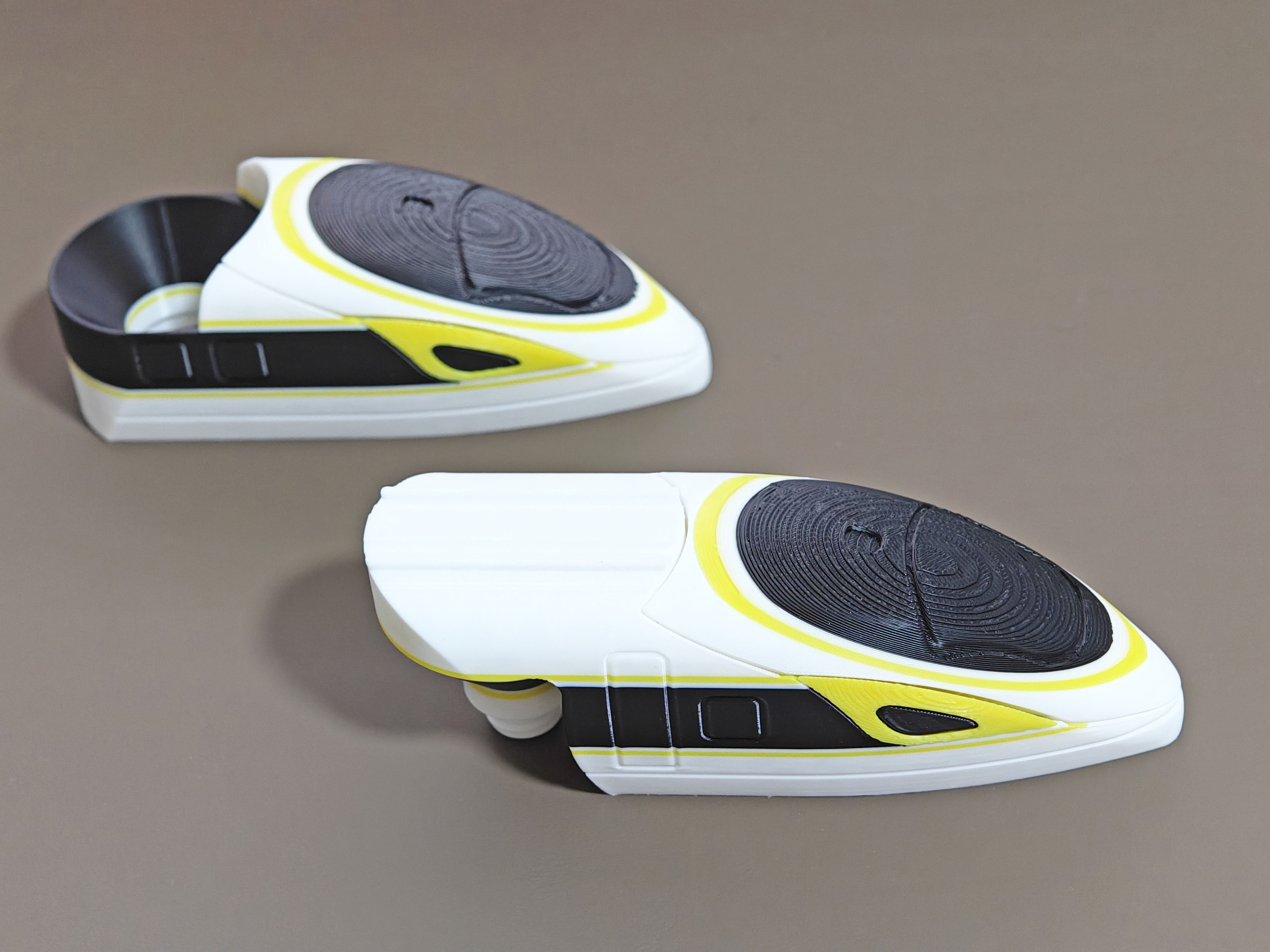 Miniatura 4 do modelo 3D 复兴号高铁动车HIGH SPEED TRAIN-迷你火车
