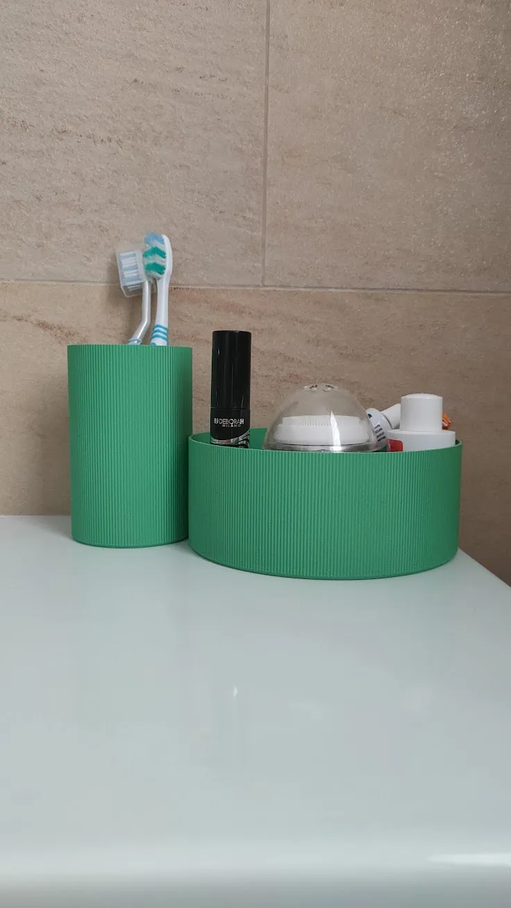Cylindrical Bathroom Organizers 