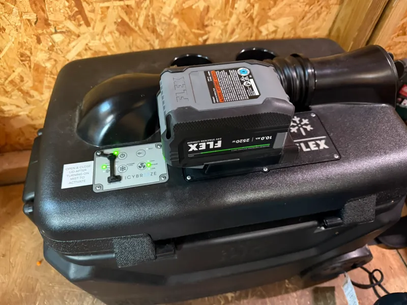 IcyBreeze Universal Battery Adapter (FLEX 24V)