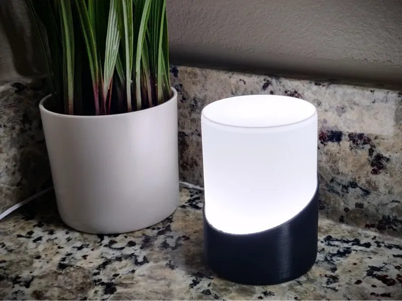"Slant" - Modern Desk Lamp