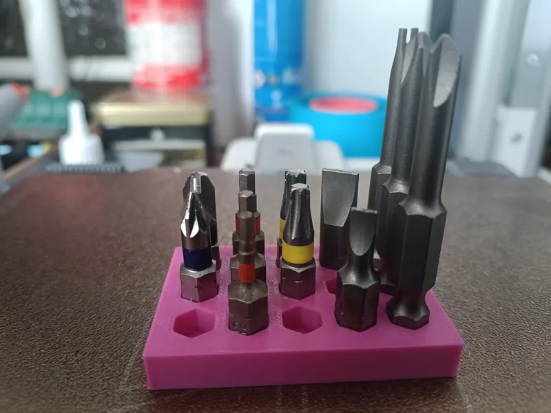 Bit holder Generator