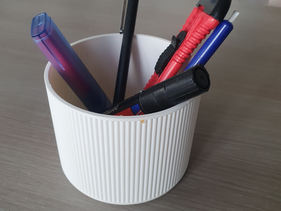 Round  Ribbed Organizer