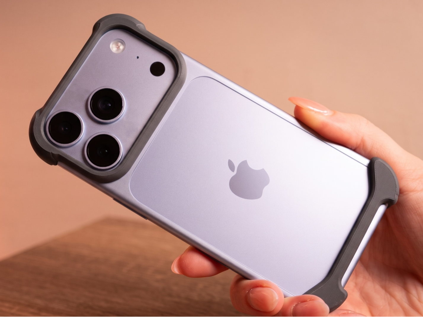iPhone 17/18 Pro (Max) Case - 1