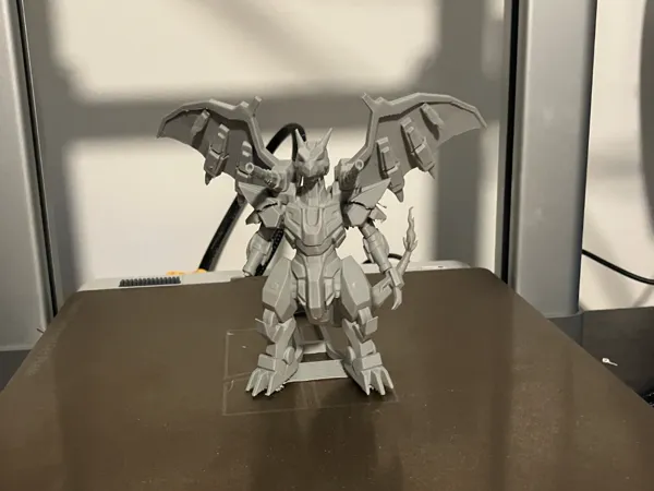 Méga Dracaufeu version mecha
