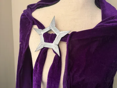 Essek Thelyss Luxon Cloak Pin (Critical Role)