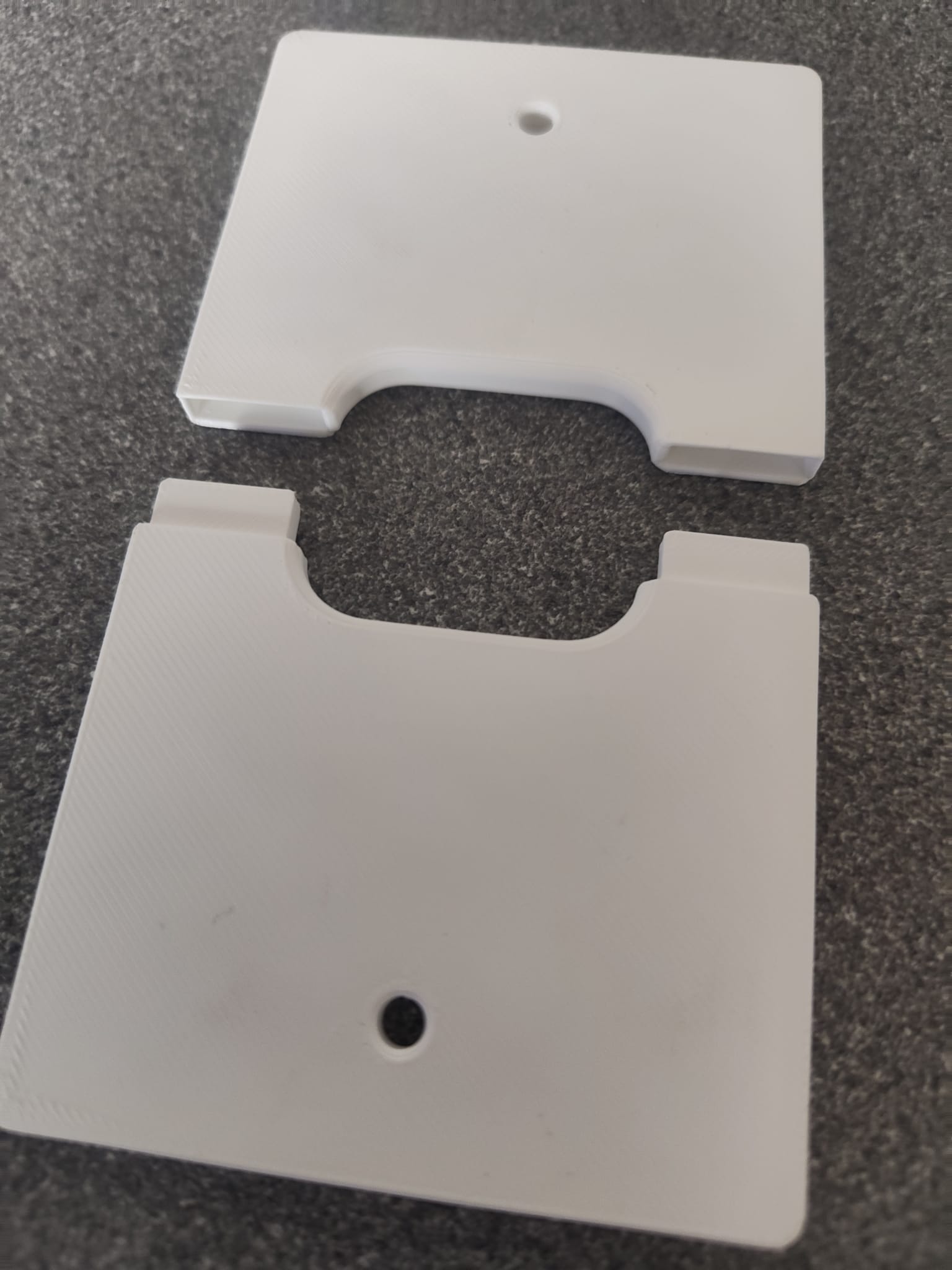 Miniatura 2 do modelo 3D US Split Cable Pass-Through Wall Plate