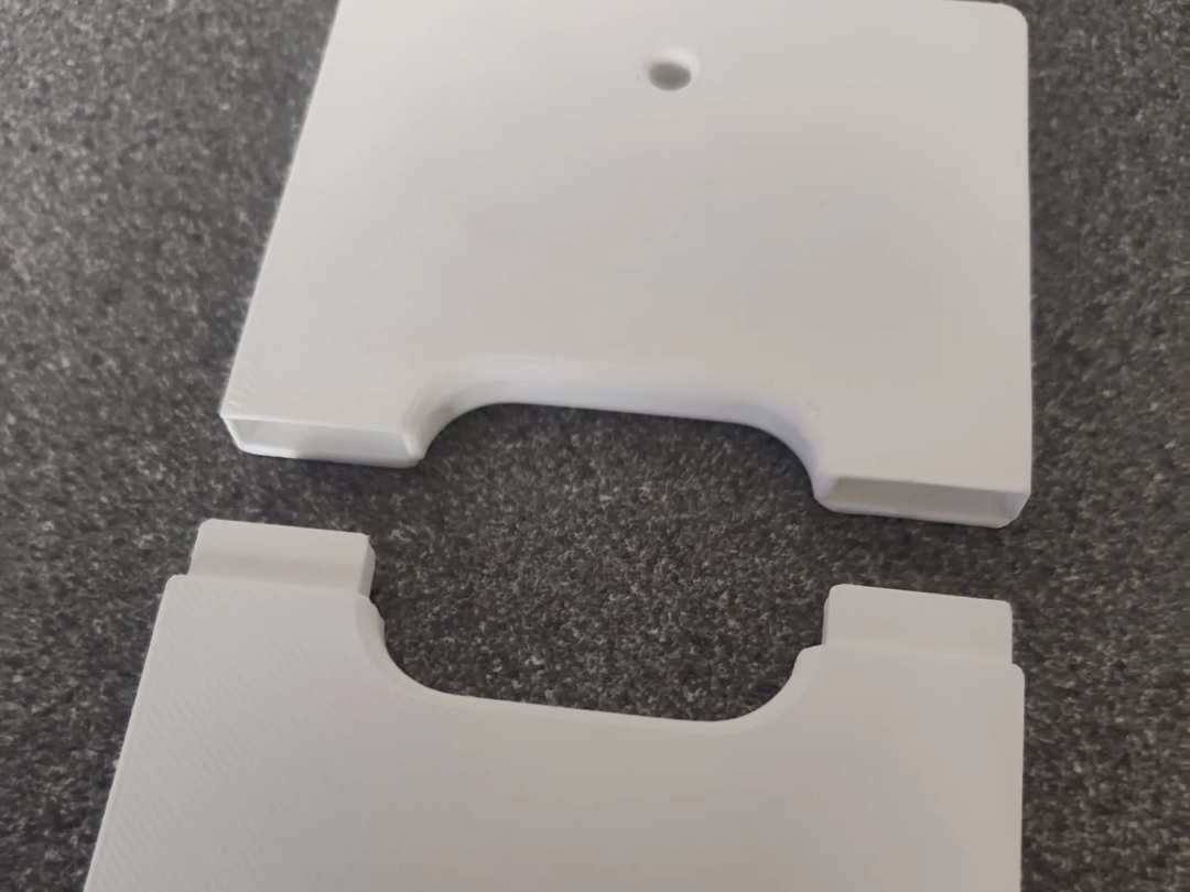 US Split Cable Pass-Through Wall Plate