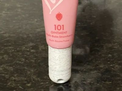 Lip Balm Keychain Cap (Lanolips)