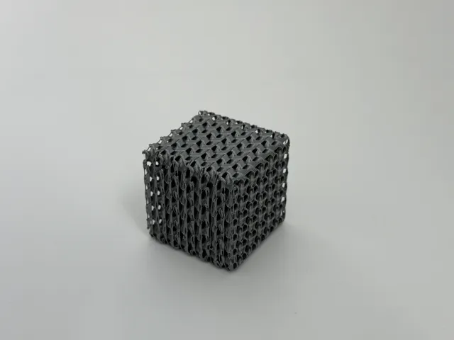 TPU სქვიში კუბი