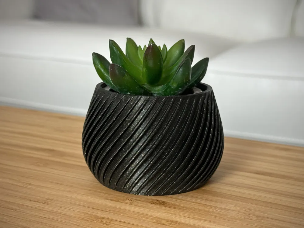 Single Spiral Plant Pot - Free 3D Print Model - MakerWorld