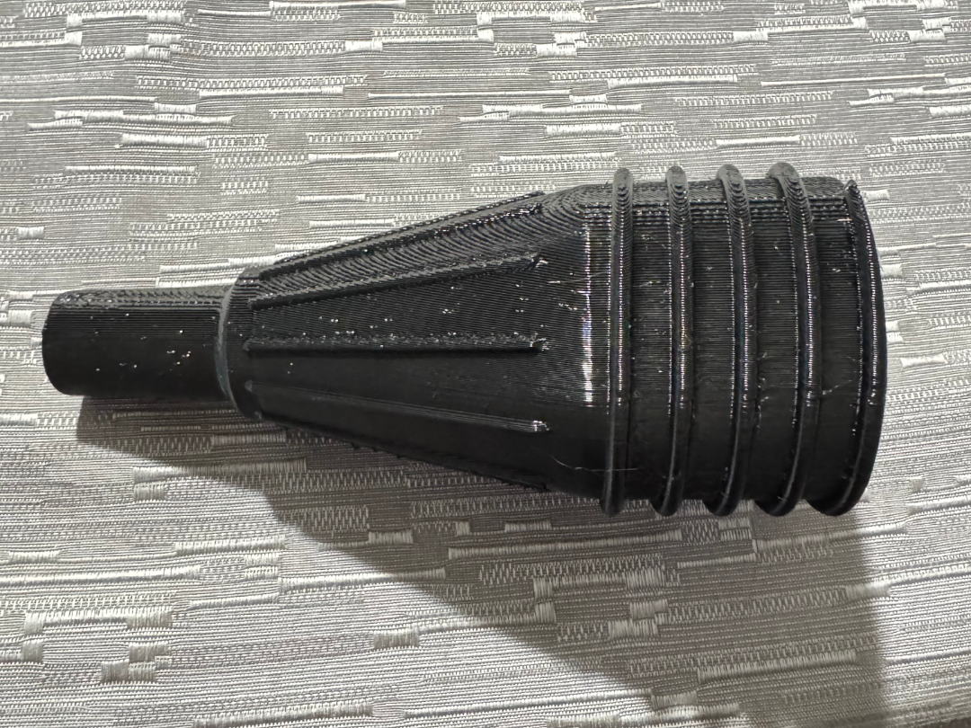 Makera Z1, Air to 2.5 Vacuum Hose Threaded Adapter