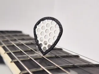 Guitar hex-pick