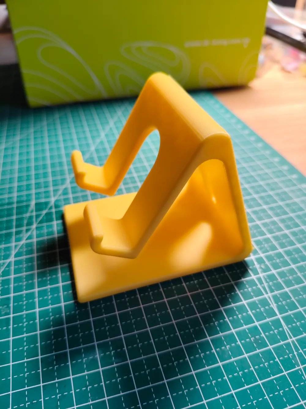 Phone Stand - Free 3D Print Model - MakerWorld