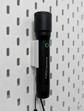LEDLenser P7R Core Ikea Skadis Charging Mount