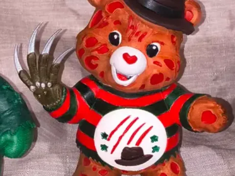 Modelo para impresión 3D: Freddy scary bear — referencia de MakerWorld