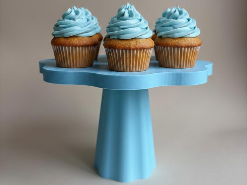 Small home decor or cake/cupcake stand and table
