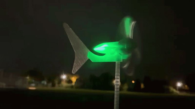 Mini Wind Turbine with LED Light