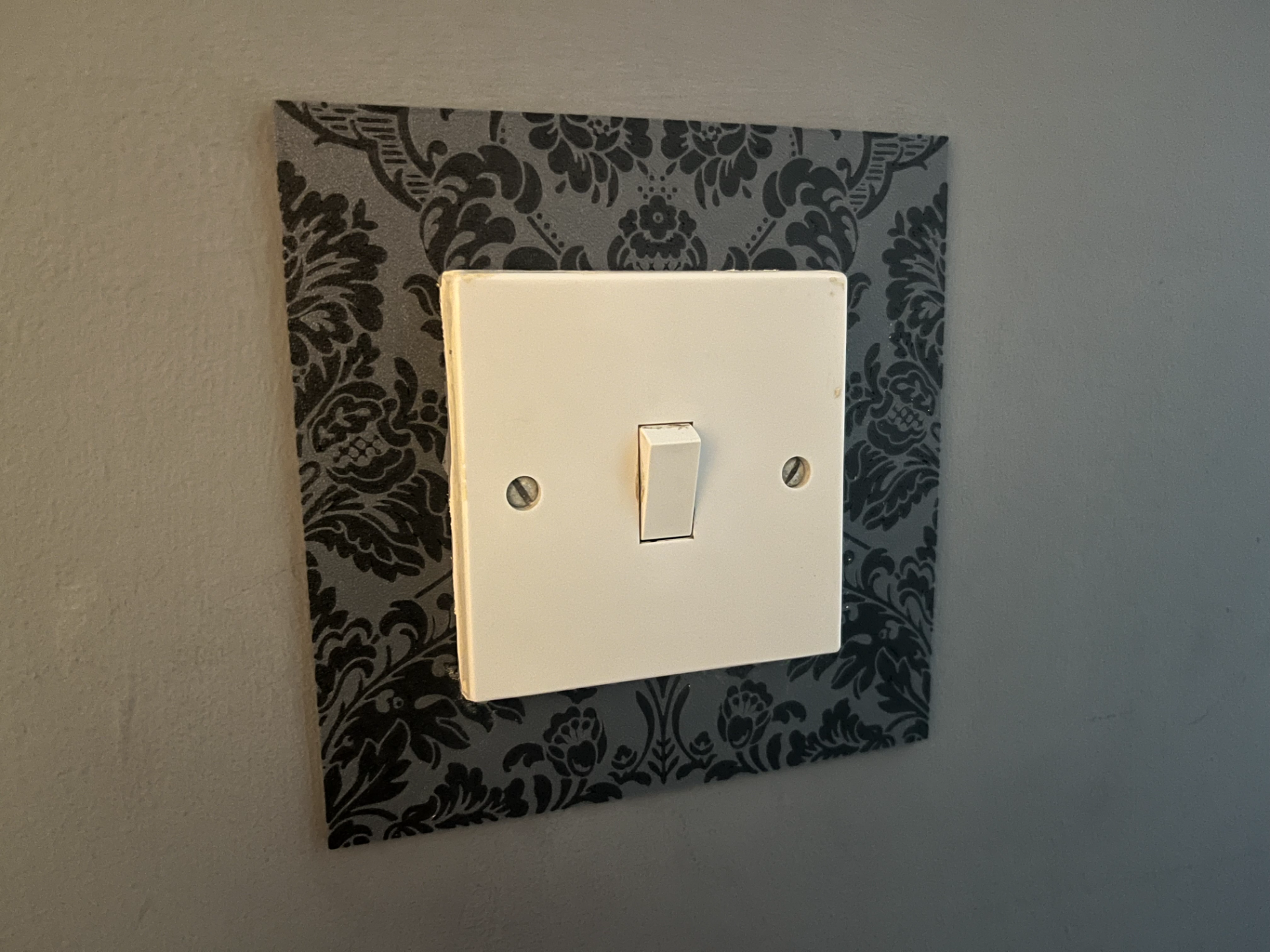 Damask style UK switch / socket surround