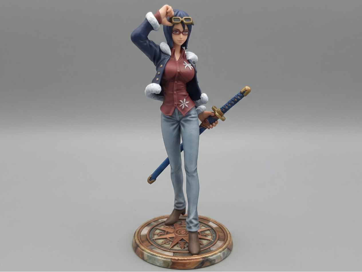 Captain Tashigi (Marine Officer) - 122mm Statue