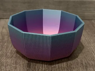 Schale im Spiraldesign