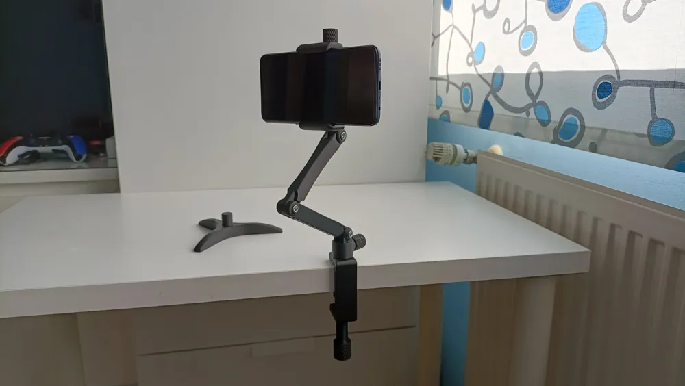 P2s Threaded Rods ARTICULATED MOBILE PHONE HOLDER V2 - Free 3D Print Model - MakerWorld