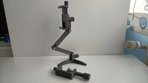 SOPORTE ARTICULADO PARA TELEFONO MOVIL V2 view 3