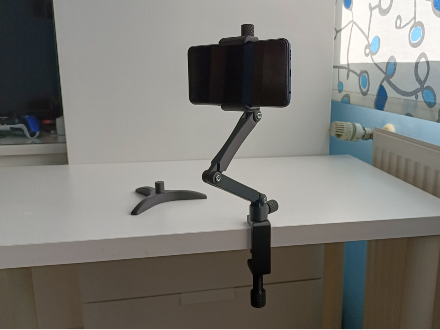 SOPORTE ARTICULADO PARA TELEFONO MOVIL V2