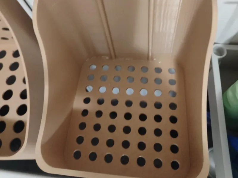 Heater hanged basket