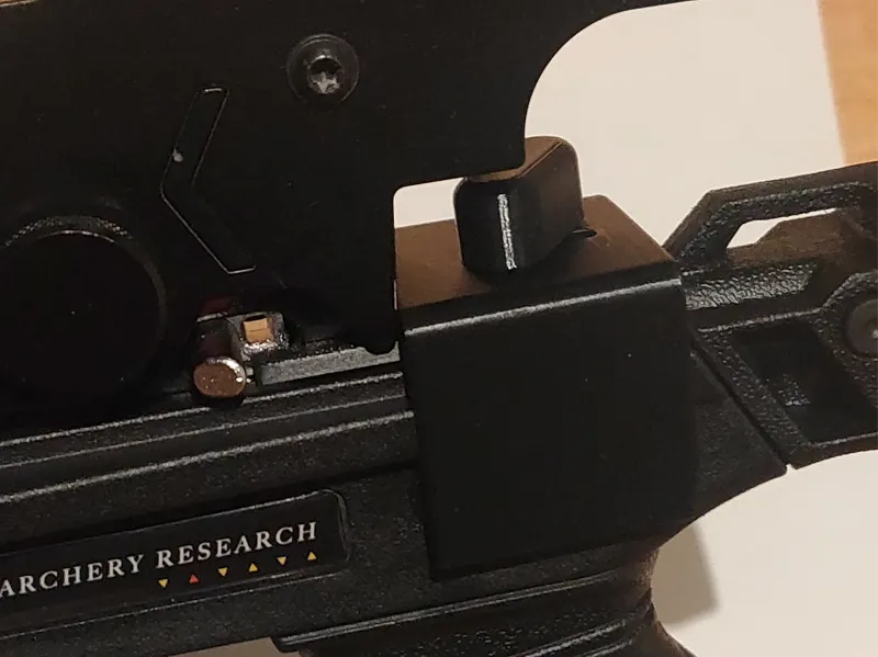 EK Archery Adder / AutomatischeSicherung aus