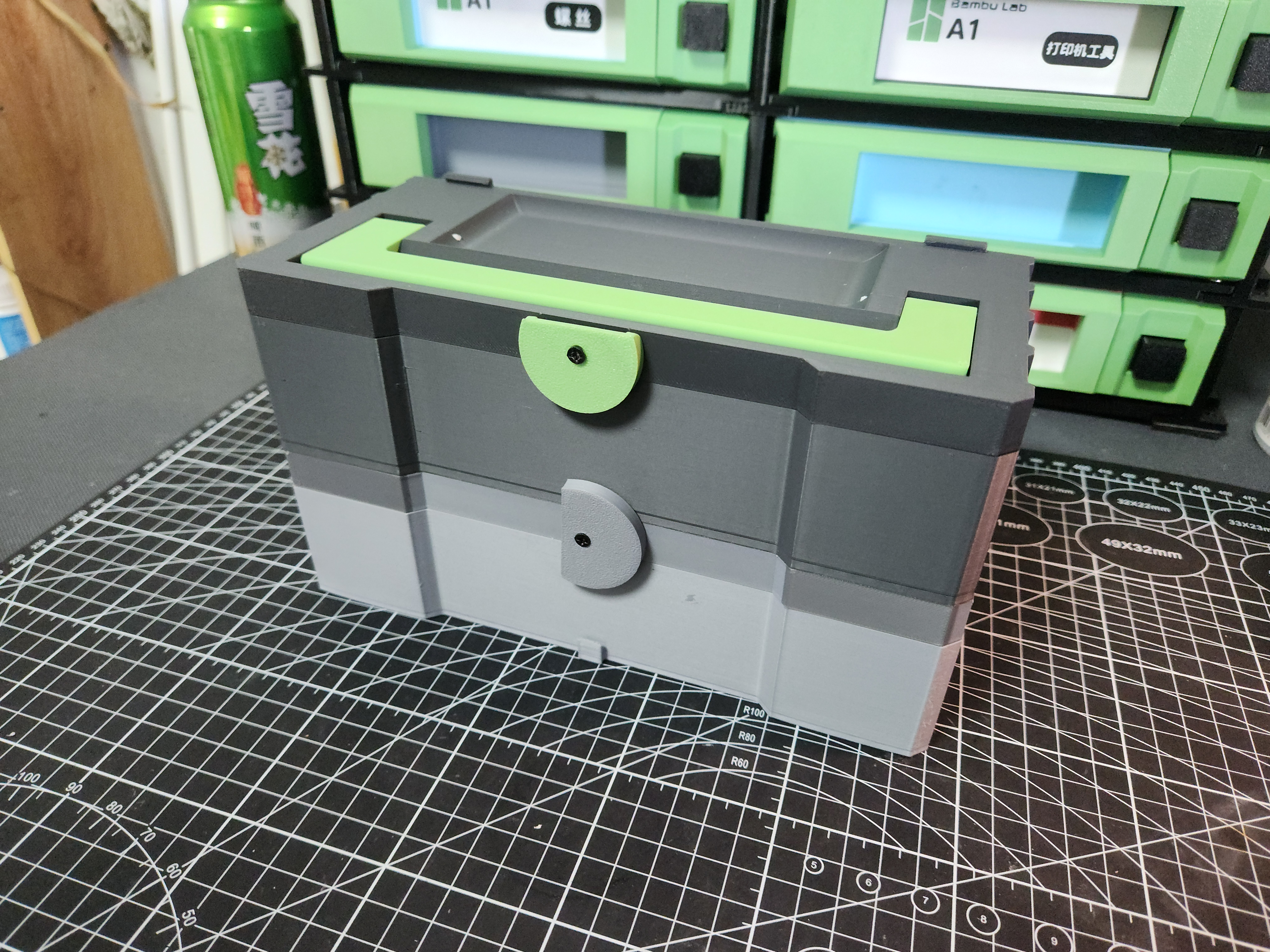 Miniatura 2 do modelo 3D 堆叠模块化收纳箱 盒子