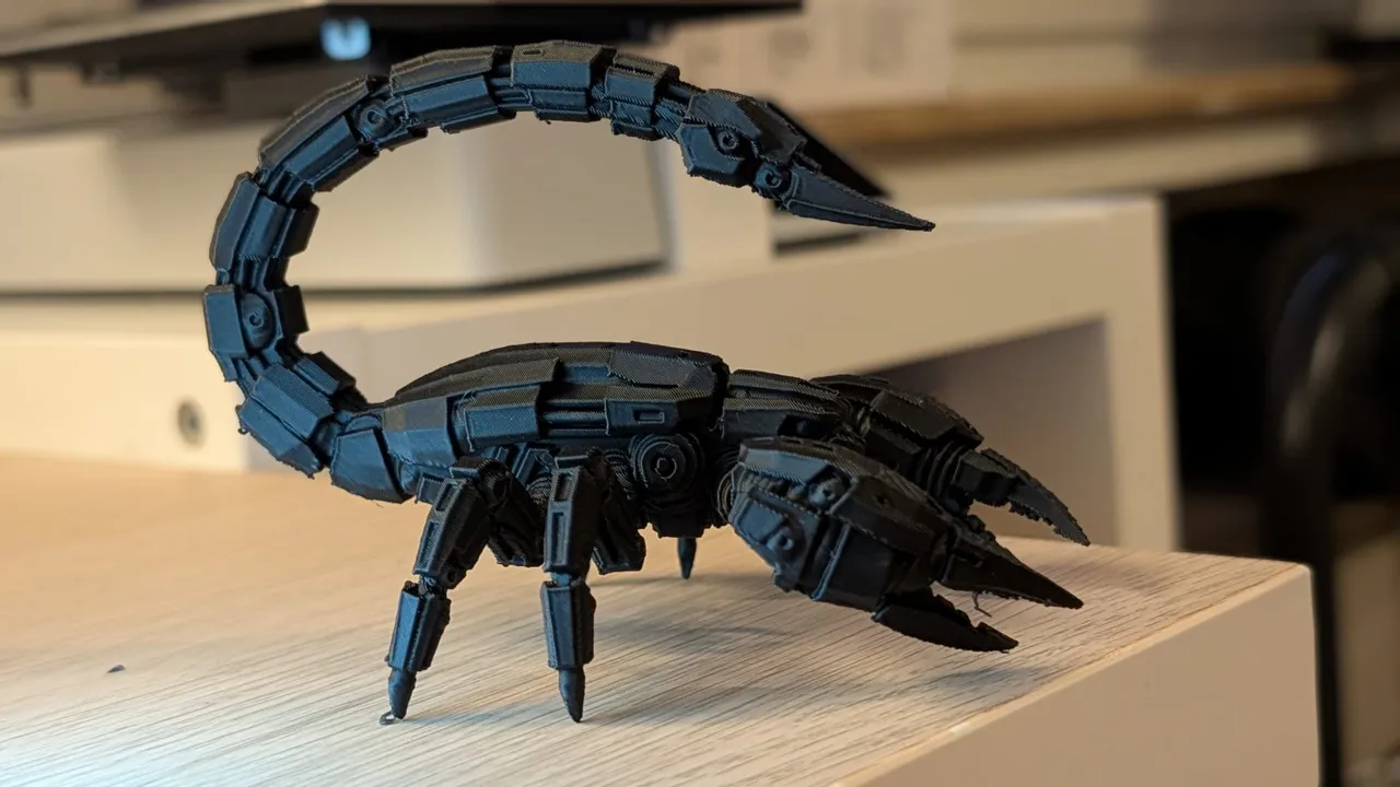 Detailreicher roboter skorpion view 4